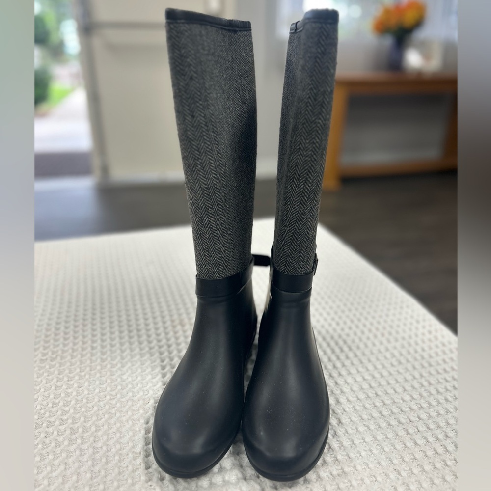 chooka Black & Gray Tall Rain Boots